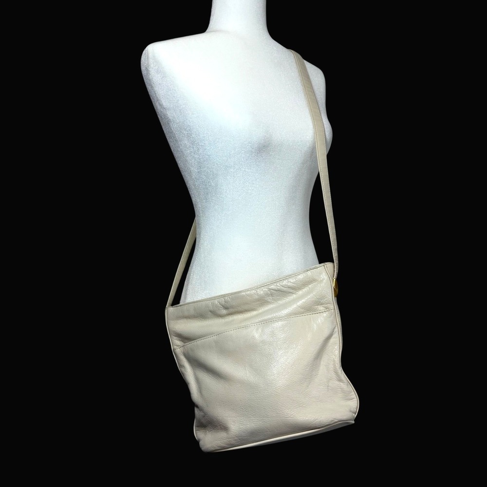 Vintage Hillard & Hanson Leather Crossbody Bag Cream Gold 90s Minimalist Neutral